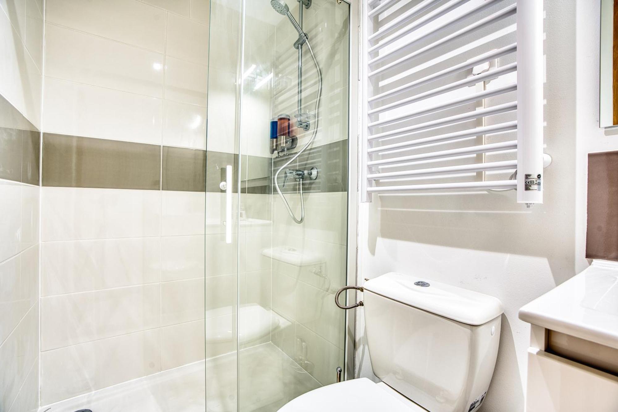 Les Hourtous Netflix Wi-Fi Fibre Terasse 4 Pers Apartment Banassac Exterior photo