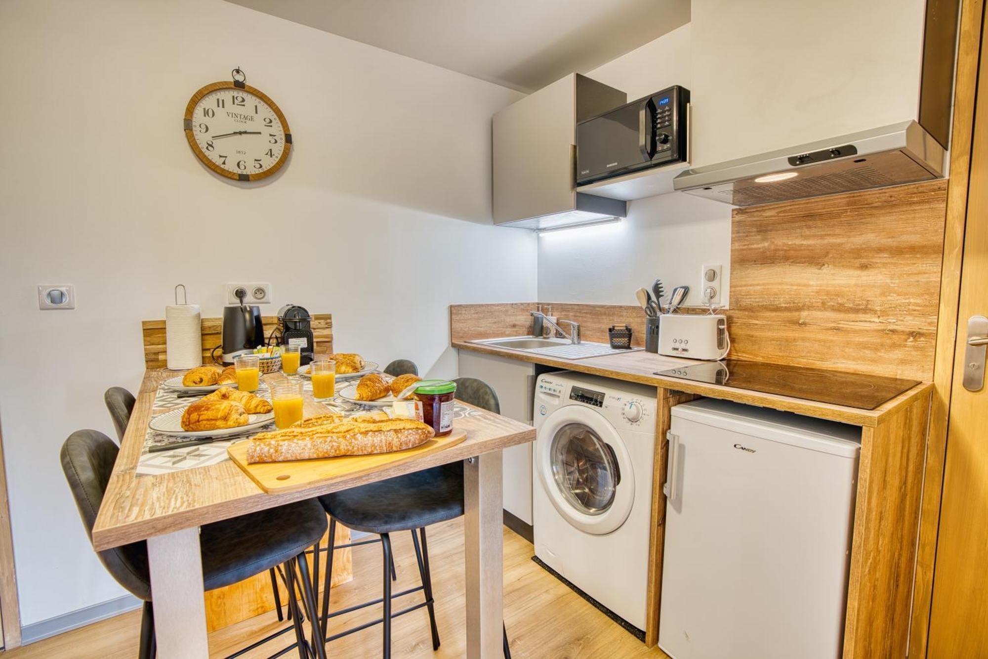 Les Hourtous Netflix Wi-Fi Fibre Terasse 4 Pers Apartment Banassac Exterior photo
