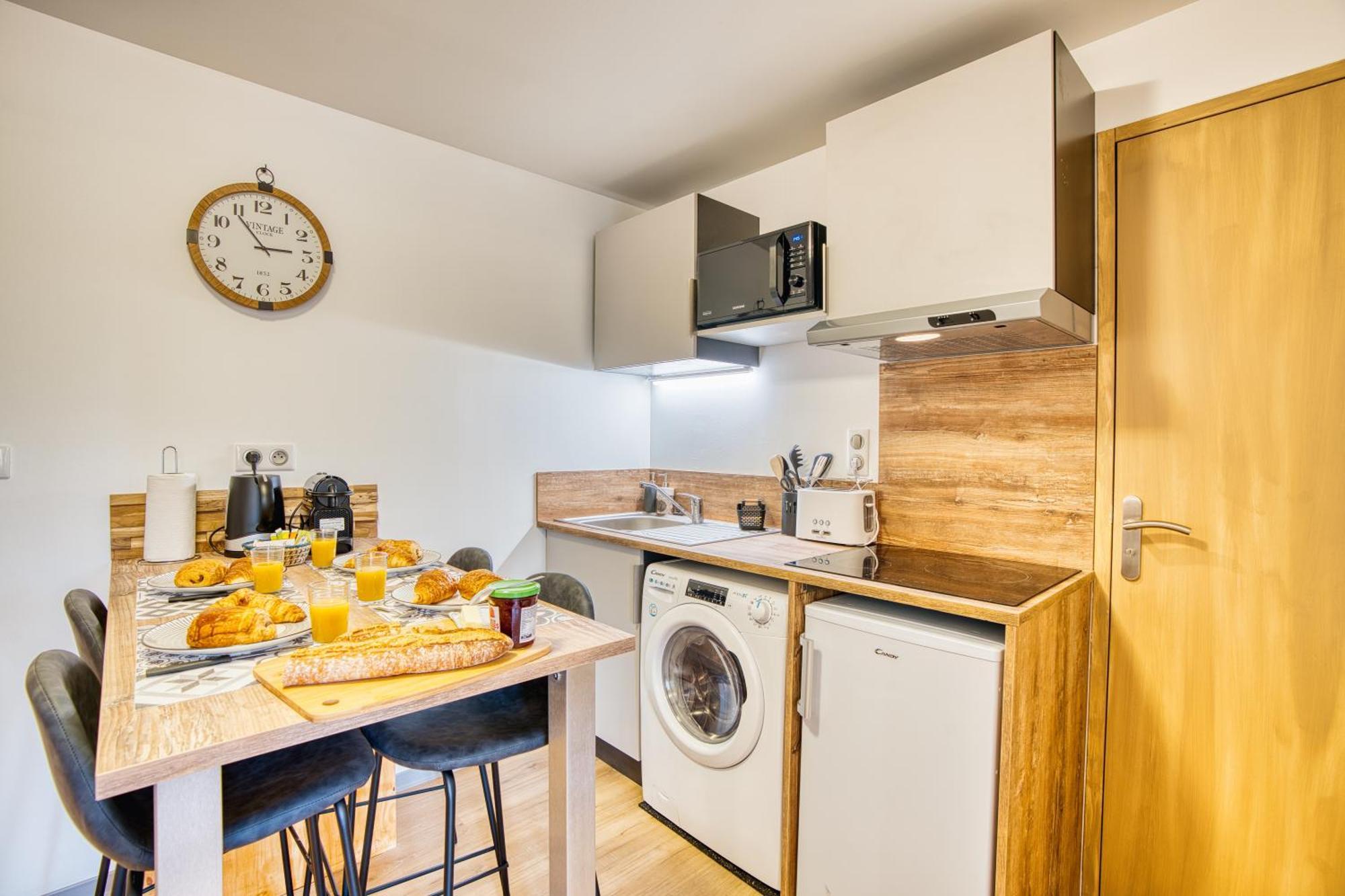 Les Hourtous Netflix Wi-Fi Fibre Terasse 4 Pers Apartment Banassac Exterior photo